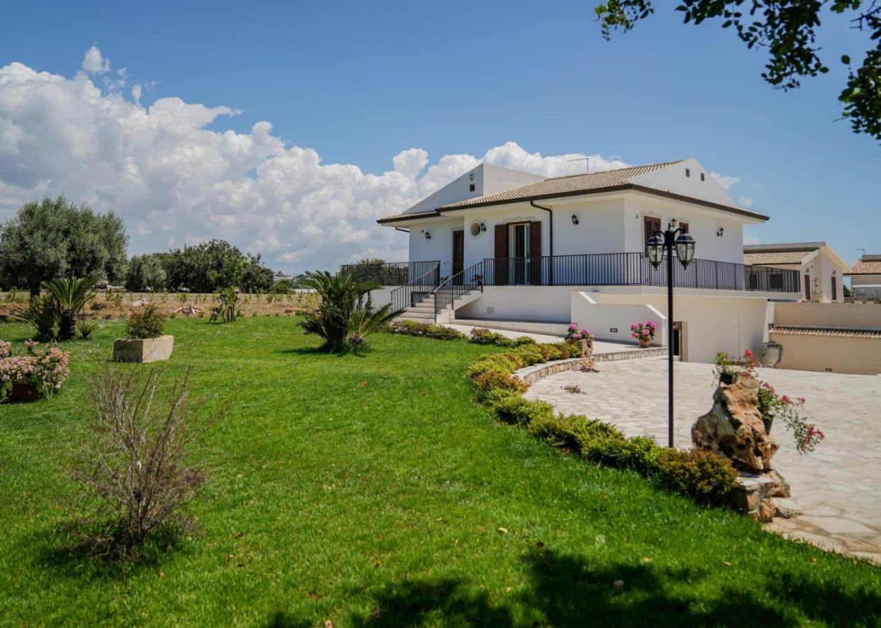 Casa Vacanze Il Mandorlo شيكلي المظهر الخارجي الصورة